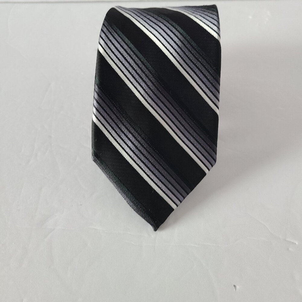 J.FERRAR MEN'S STRIPPED TIE- GRAY/BLACK/WHITE- 100% POLYESTER